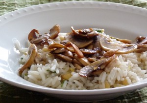 Lemon Orzo with Mushrooms and Pine Nuts